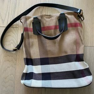 Burberry Satchel with removable pouch